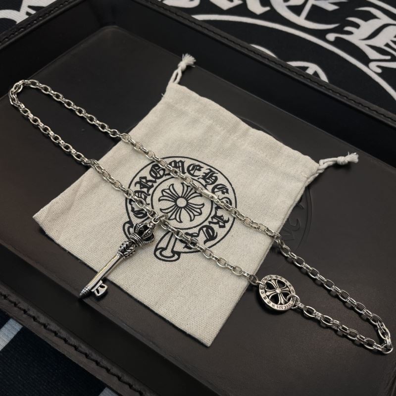 Ch*0me He**ts necklaces